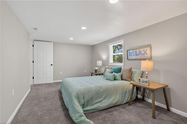 1633 Rolfe PL, Newport News, VA 23607