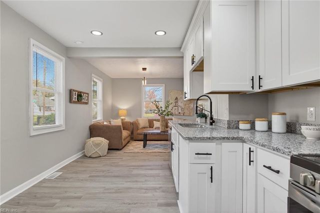 1633 Rolfe PL, Newport News, VA 23607