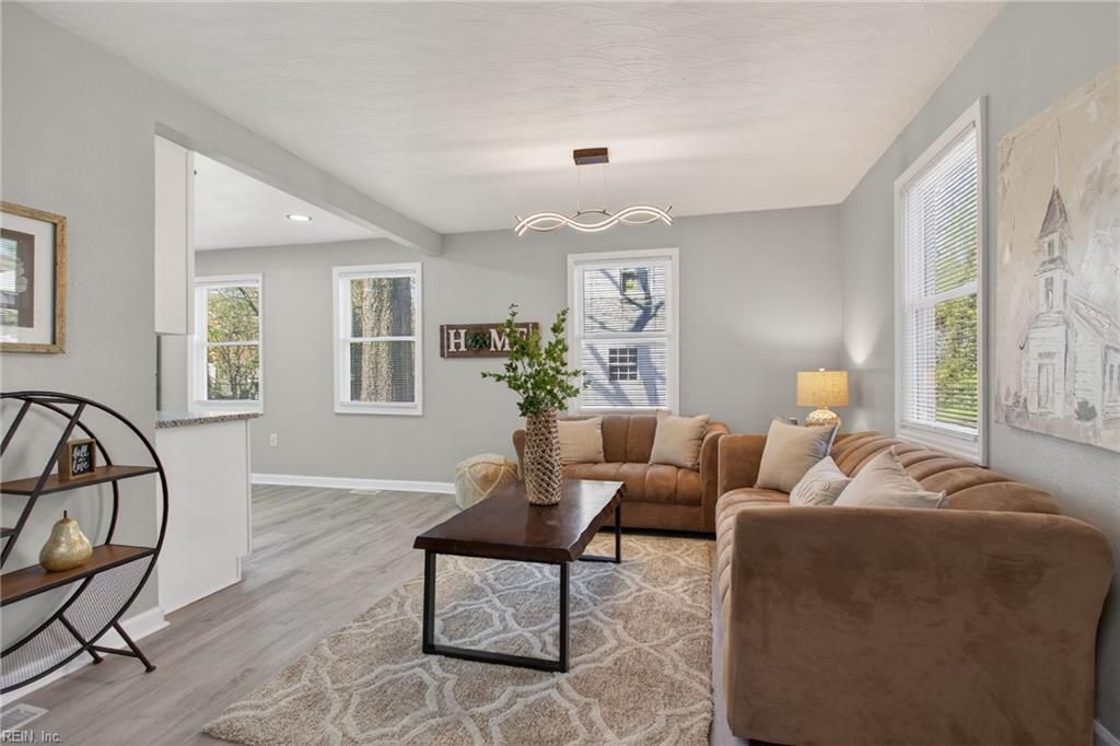 1633 Rolfe PL, Newport News, VA 23607