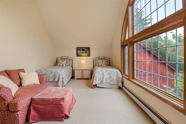 251 Pratt Bridge Road, Jamaica, VT 05343