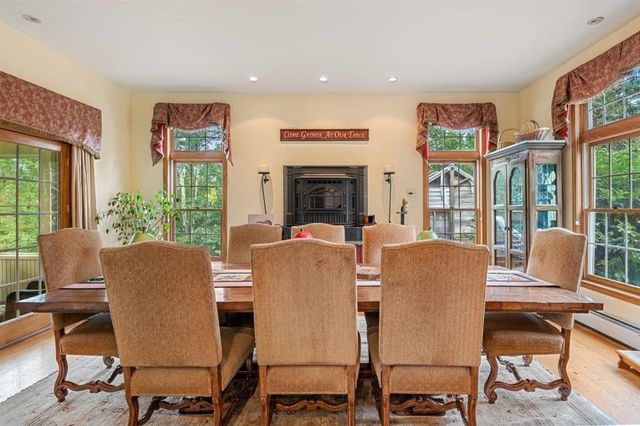251 Pratt Bridge Road, Jamaica, VT 05343