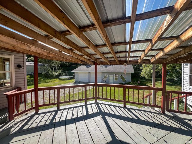 53407 County Road 39, Middlebury, IN 46540