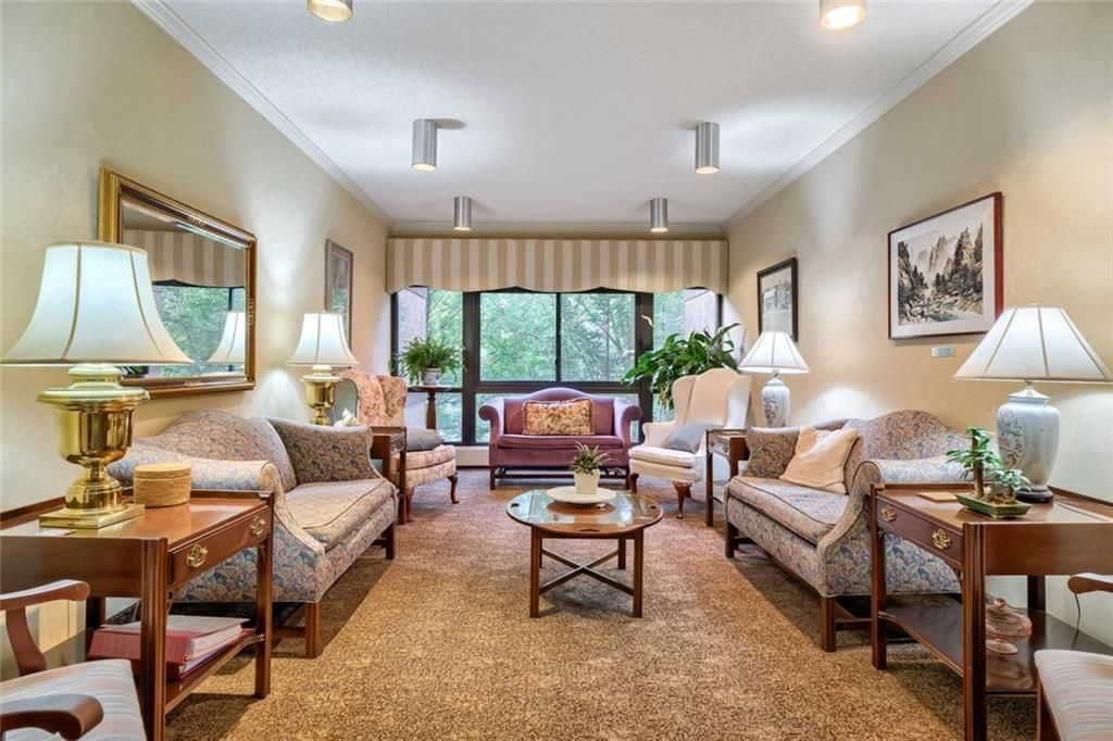 Image 22 of property listing at 1800 Clairmont Lake 218, Decatur, GA 30033