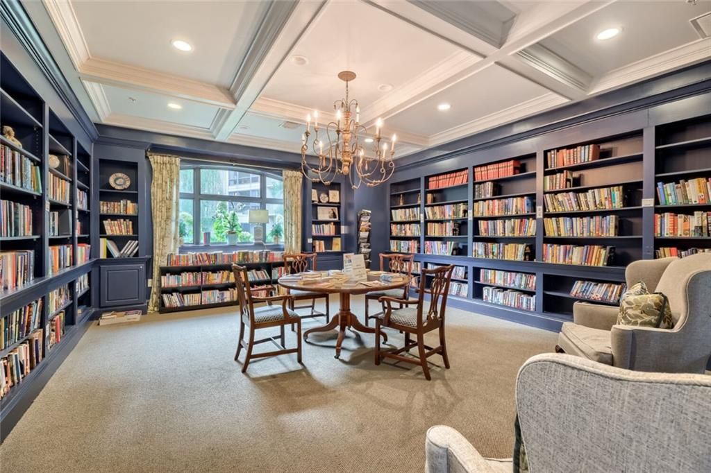 Image 23 of property listing at 1800 Clairmont Lake 218, Decatur, GA 30033