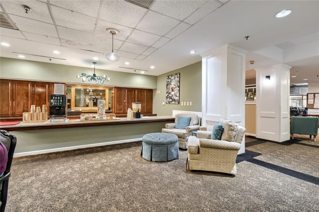 Image 25 of property listing at 1800 Clairmont Lake 218, Decatur, GA 30033