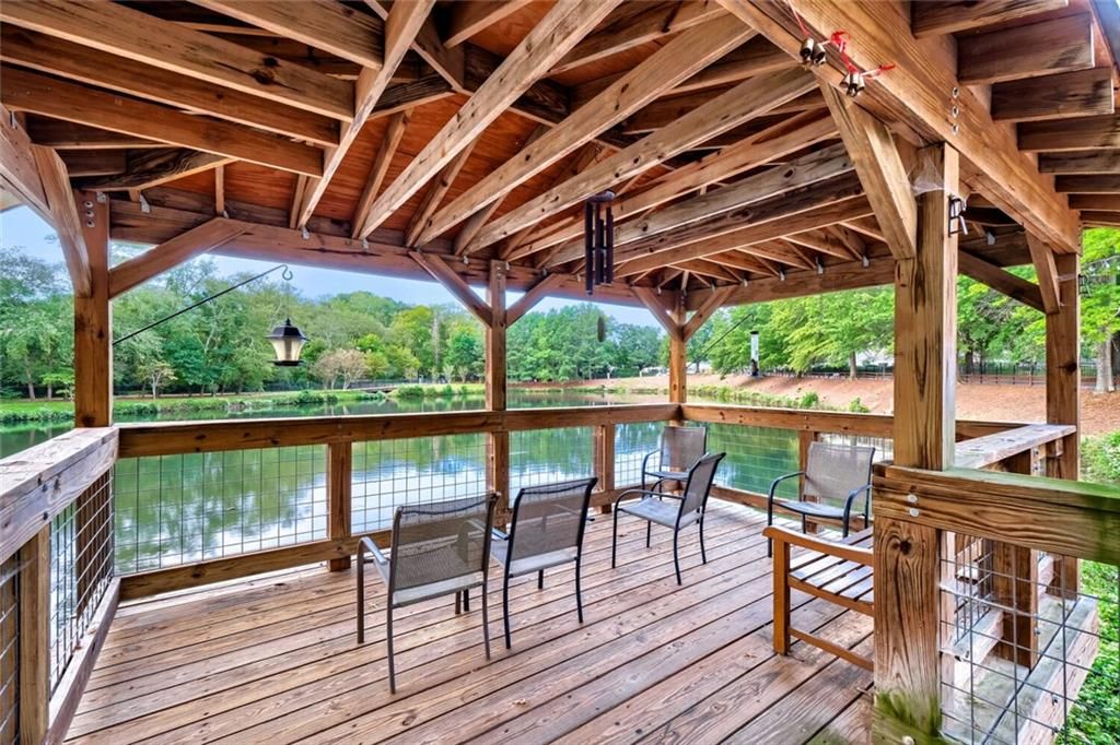 Image 26 of property listing at 1800 Clairmont Lake 218, Decatur, GA 30033