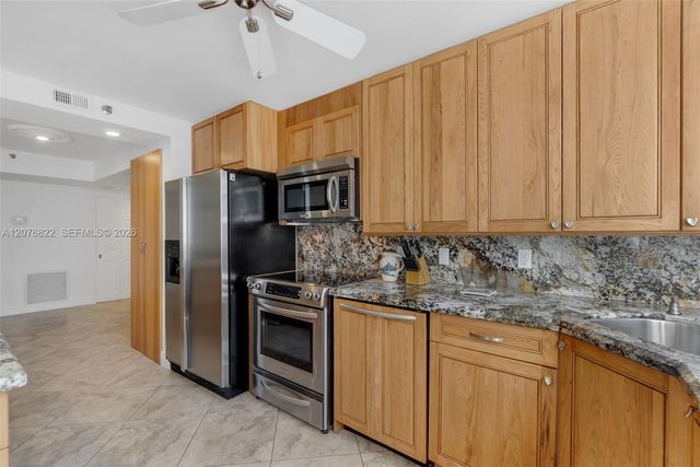 1361 S Ocean Boulevard 604, Pompano Beach, FL 33062
