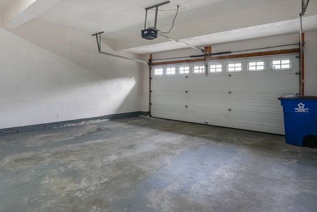 432 Boxwood Ln 432, Clinton, MA 01510