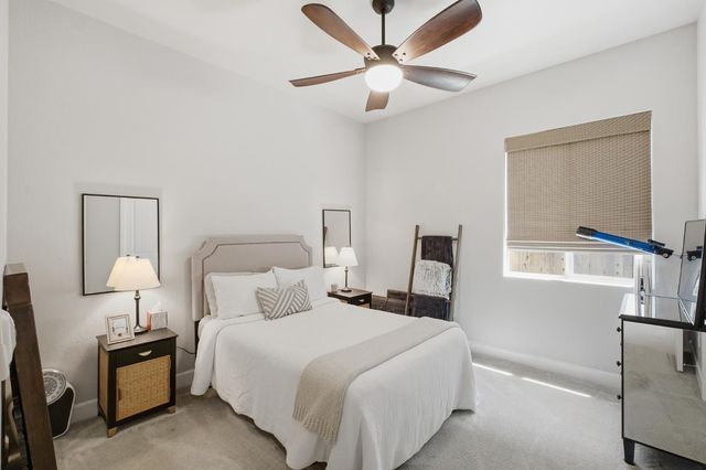 3612 Gold King Place Circle, Dinuba, CA 93618