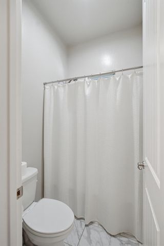 3612 Gold King Place Circle, Dinuba, CA 93618