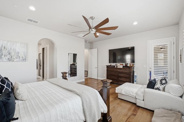 3612 Gold King Place Circle, Dinuba, CA 93618