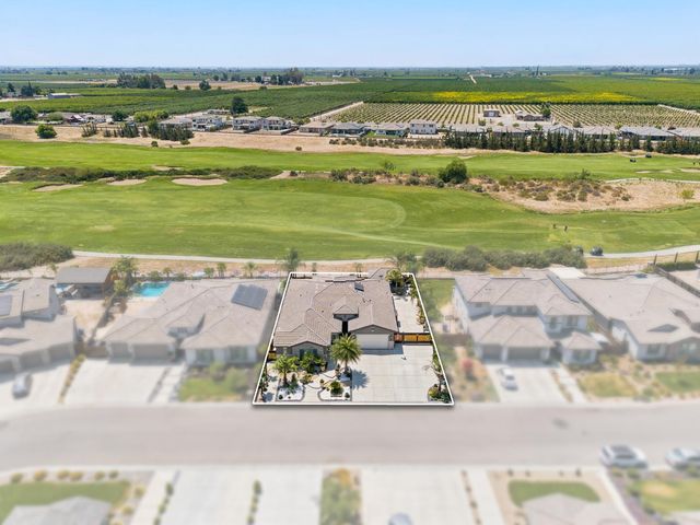 3612 Gold King Place Circle, Dinuba, CA 93618