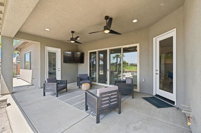 3612 Gold King Place Circle, Dinuba, CA 93618