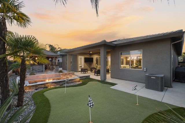3612 Gold King Place Circle, Dinuba, CA 93618