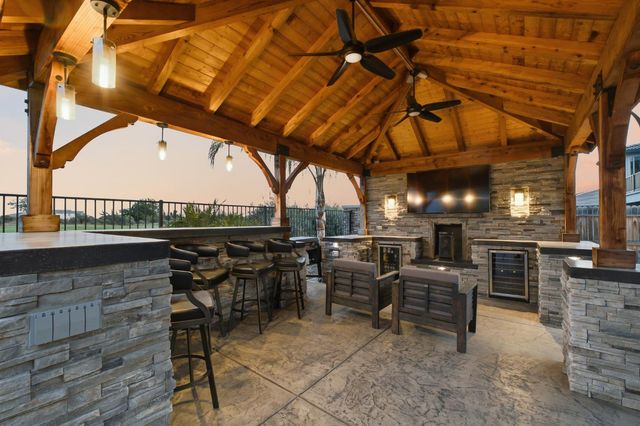 3612 Gold King Place Circle, Dinuba, CA 93618