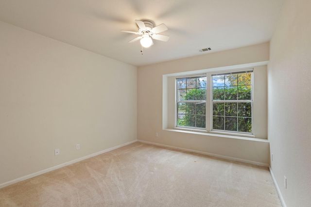 14055 Bluff Dr, Lockeford, CA 95237