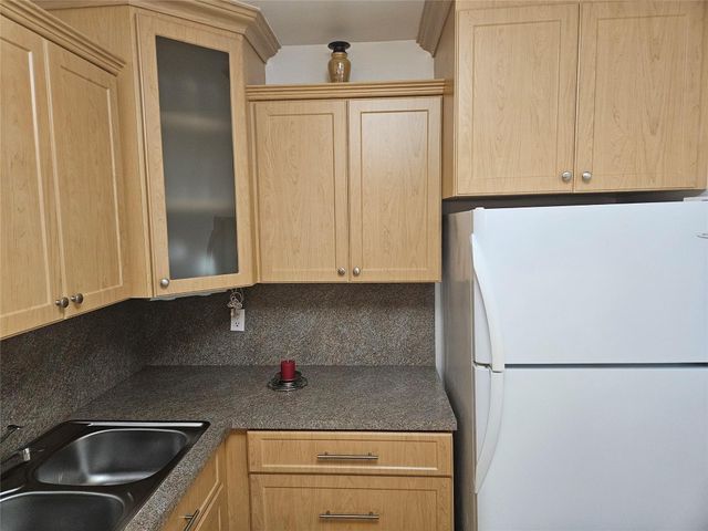 959 SE 2nd Avenue 117, Deerfield Beach, FL 33441