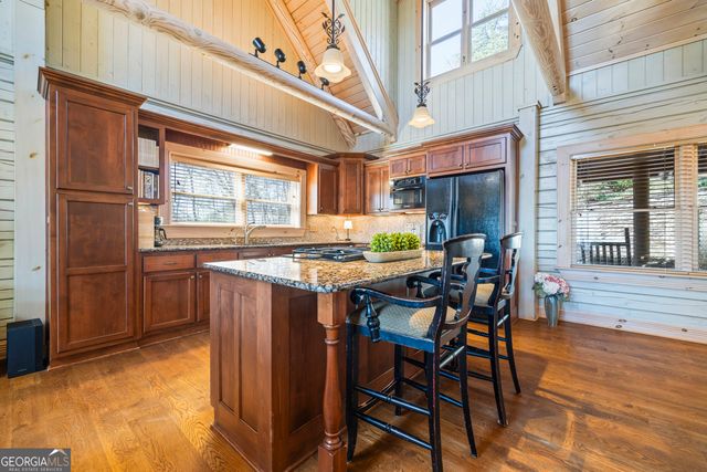 266 Slayton Gap Trail, Cleveland, GA 30528