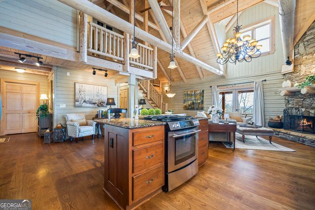 266 Slayton Gap Trail, Cleveland, GA 30528