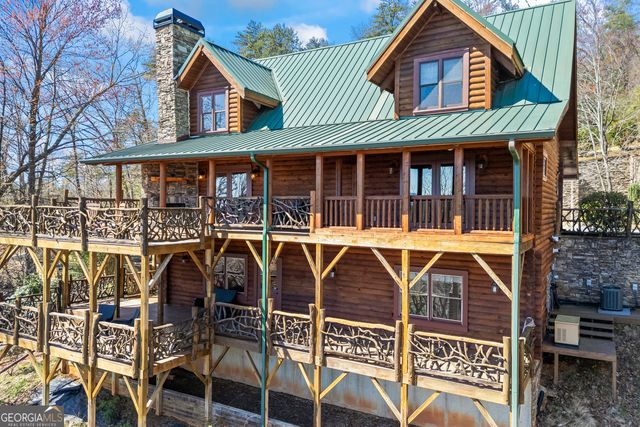 266 Slayton Gap Trail, Cleveland, GA 30528