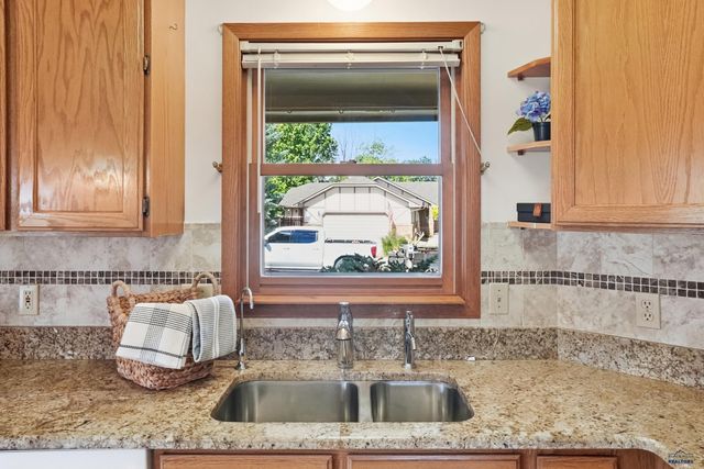 3606 MEADOWBROOK DR, Rapid City, SD 57702