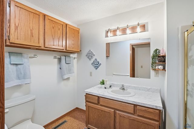 3606 MEADOWBROOK DR, Rapid City, SD 57702