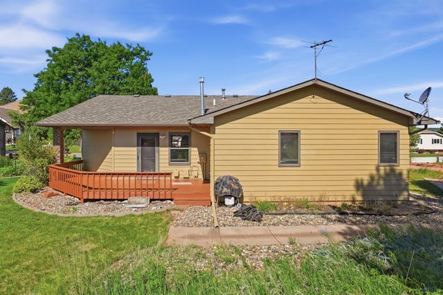 3606 MEADOWBROOK DR, Rapid City, SD 57702