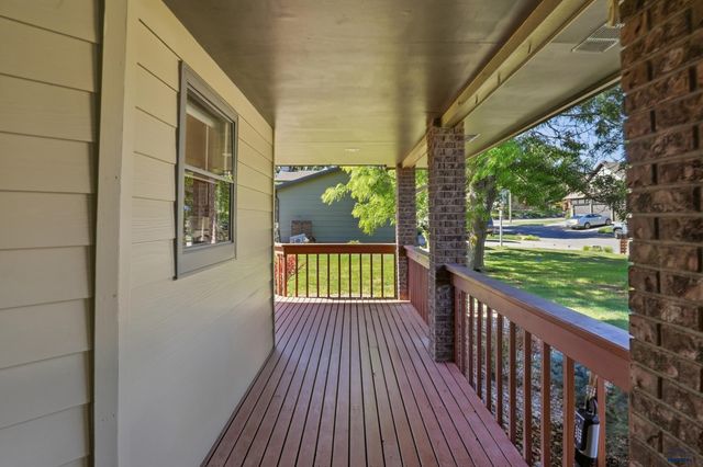 3606 MEADOWBROOK DR, Rapid City, SD 57702