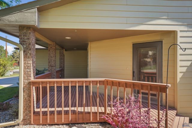3606 MEADOWBROOK DR, Rapid City, SD 57702