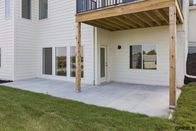 7711 S 180 Avenue, Omaha, NE 68136