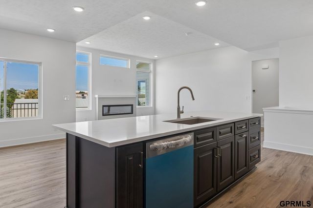 7711 S 180 Avenue, Omaha, NE 68136