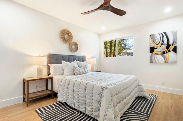 7010 Meadow RUN, Austin, TX 78745