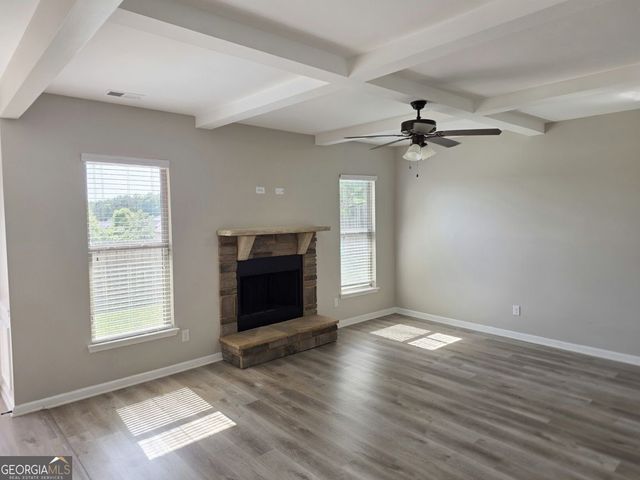 3639 Lake End Drive, Loganville, GA 30052