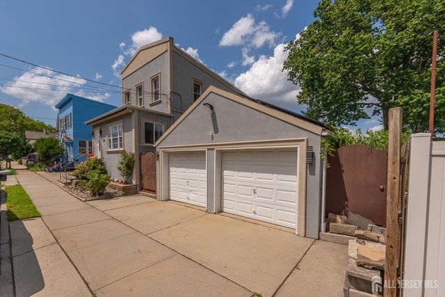 4 Jeanette Street, Carteret, NJ 07008