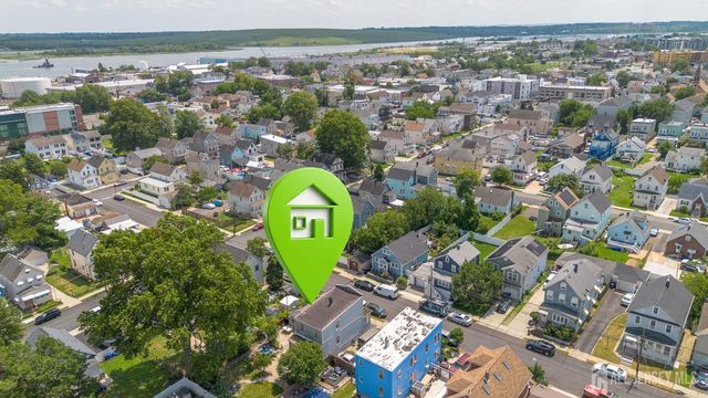 4 Jeanette Street, Carteret, NJ 07008