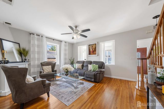 4 Jeanette Street, Carteret, NJ 07008
