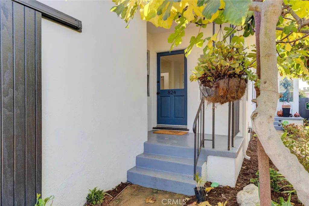 824 7th Street, Hermosa Beach, CA 90254