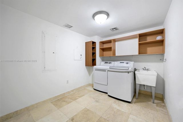 20201 E Country Club Dr 1502, Aventura, FL 33180