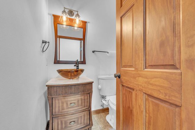 215 Emerald DRIVE, Mount Pleasant, WI 53406