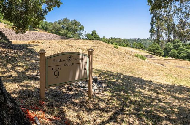 8734 Eagles Roost Road, Salinas, CA 93907