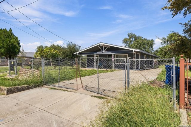 6627 TAHOKA ST, San Antonio, TX 78227
