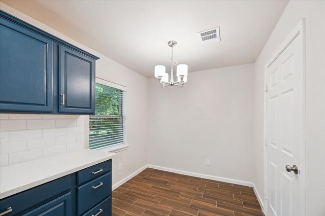 9615 Meadowcroft Drive, Houston, TX 77063
