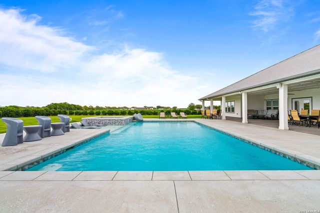 14646 County Road 756, Sinton, TX 78387