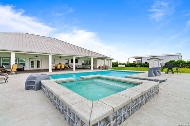 14646 County Road 756, Sinton, TX 78387