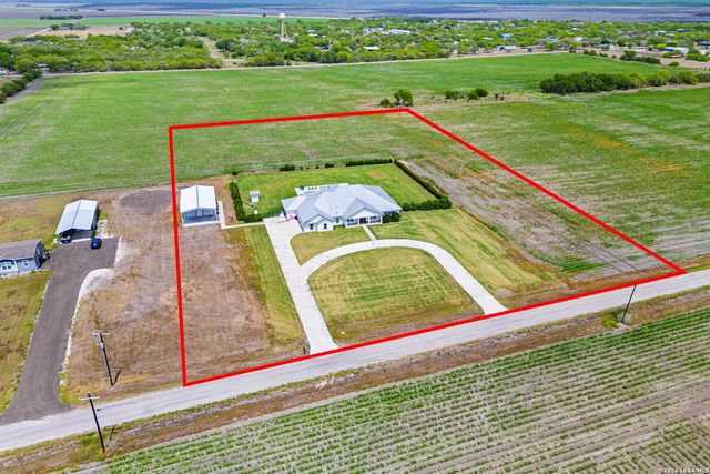 14646 County Road 756, Sinton, TX 78387