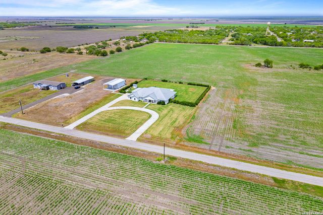 14646 County Road 756, Sinton, TX 78387