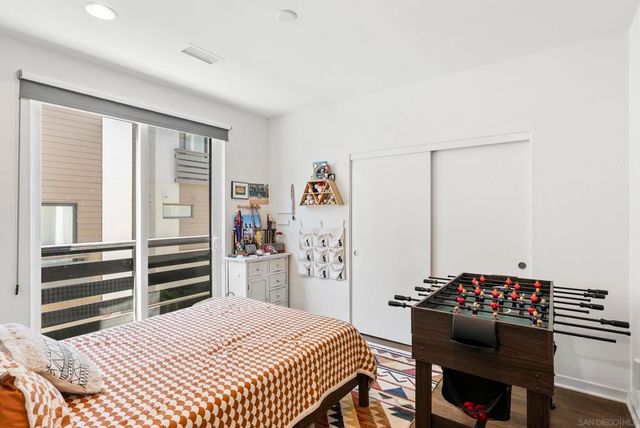 2537 State St., Carlsbad, CA 92008