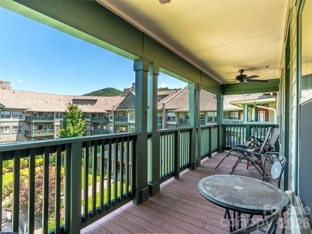 9 Kenilworth Knoll 420, Asheville, NC 28805