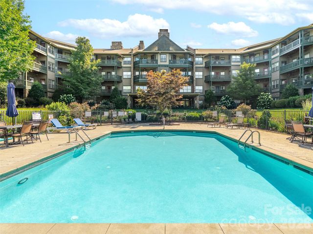 9 Kenilworth Knoll 420, Asheville, NC 28805