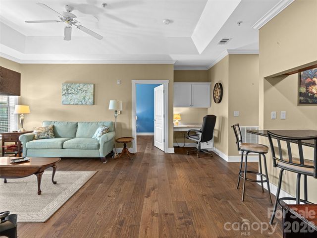 9 Kenilworth Knoll 420, Asheville, NC 28805